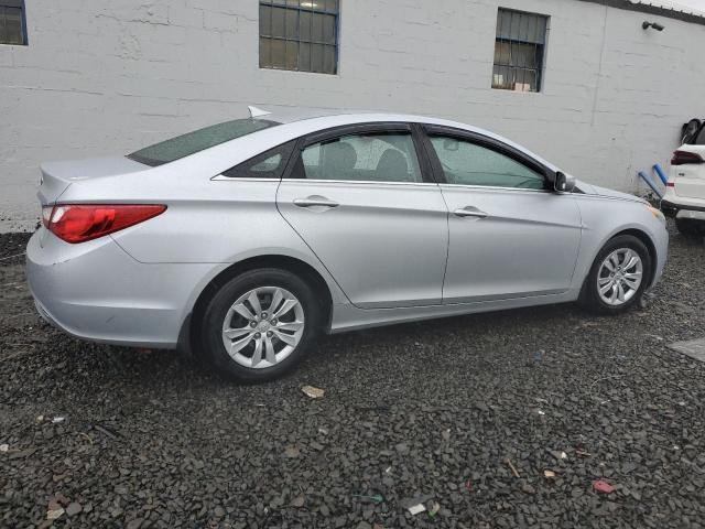 2011 Hyundai Sonata Gls - Image 3
