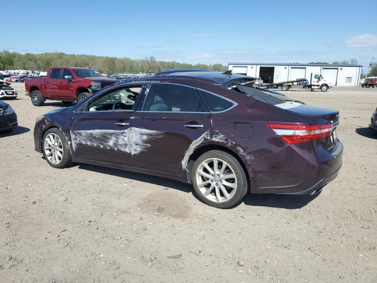 2015 TOYOTA AVALON XLE - Image 2
