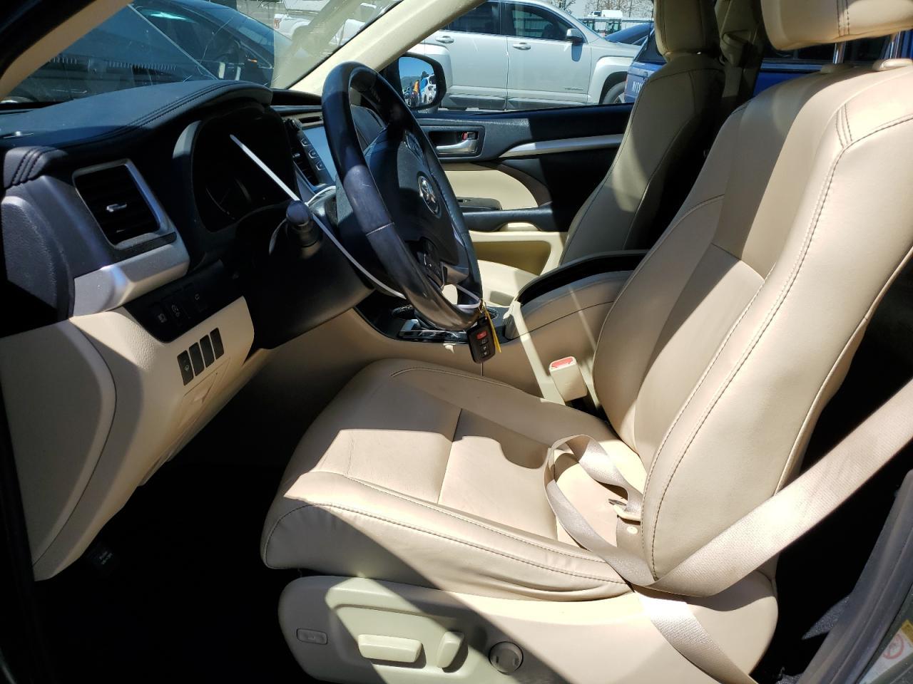 2019 TOYOTA HIGHLANDER - Фото 7