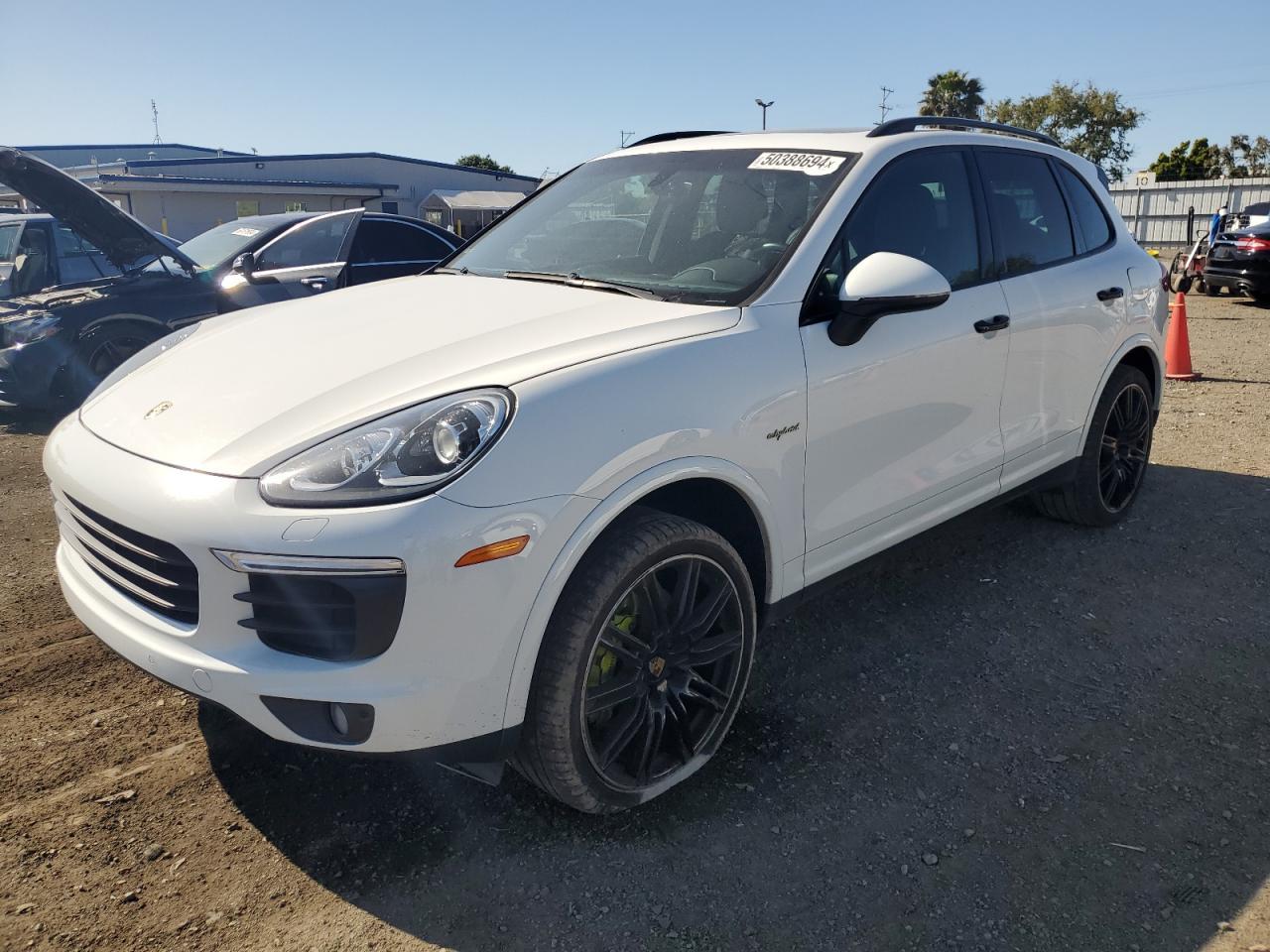 2017 PORSCHE CAYENNE SE car image