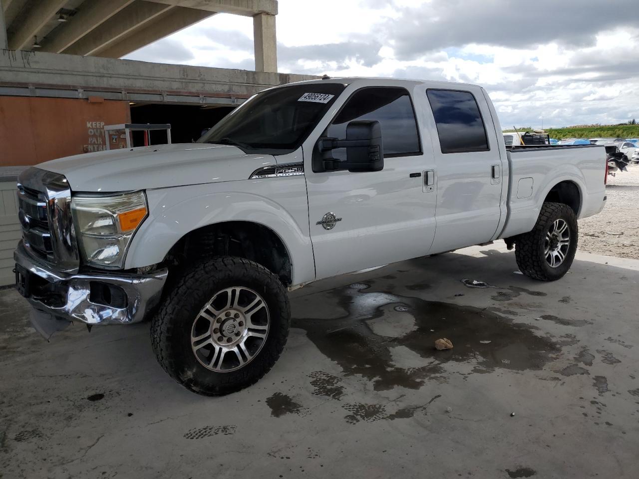 2013 FORD F250 SUPER