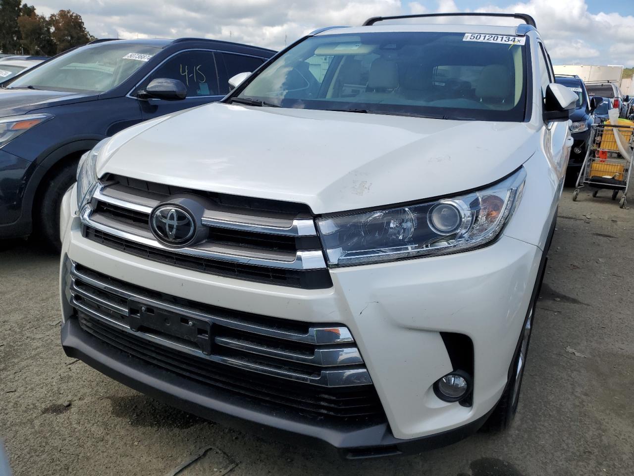 2018 TOYOTA HIGHLANDER - Фото 5