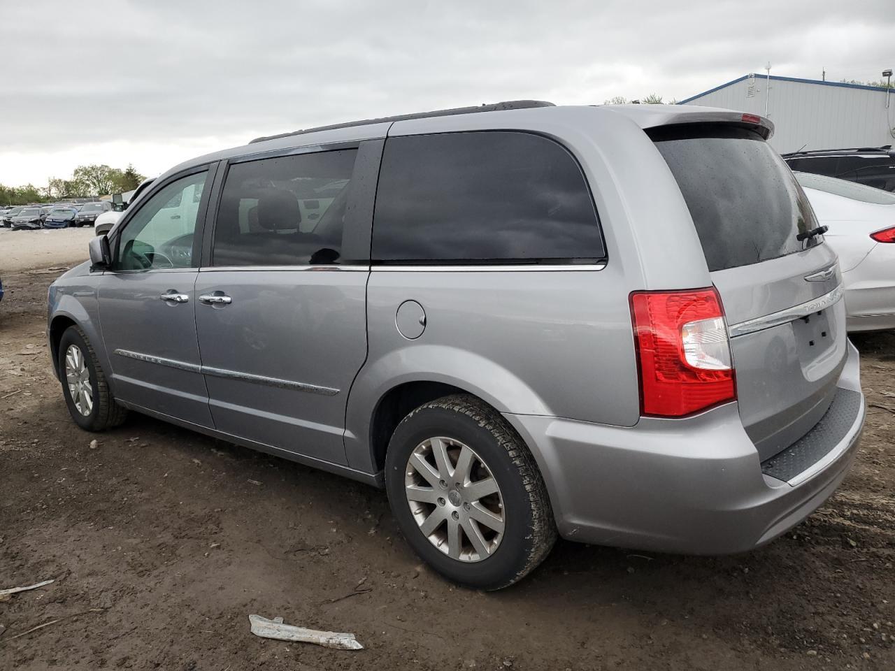 2014 CHRYSLER TOWN & COU - Фото 2