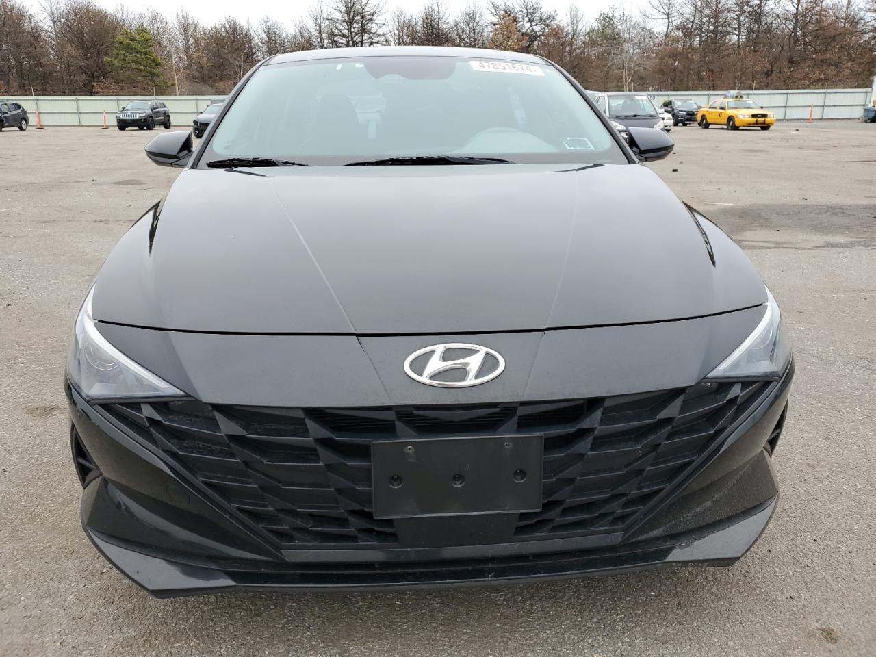 2023 HYUNDAI ELANTRA SE - Фото 5