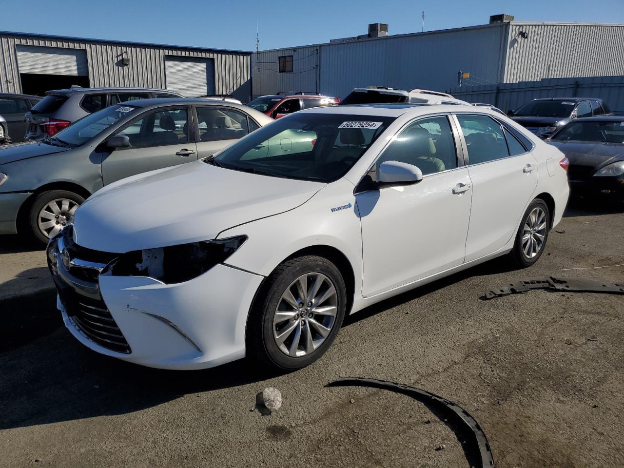 2016 TOYOTA CAMRY HYBR