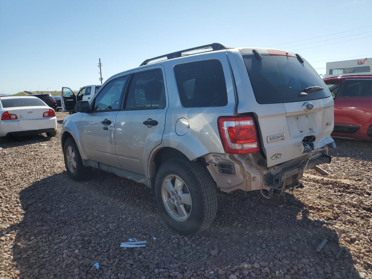 2012 FORD ESCAPE XLT - Image 2