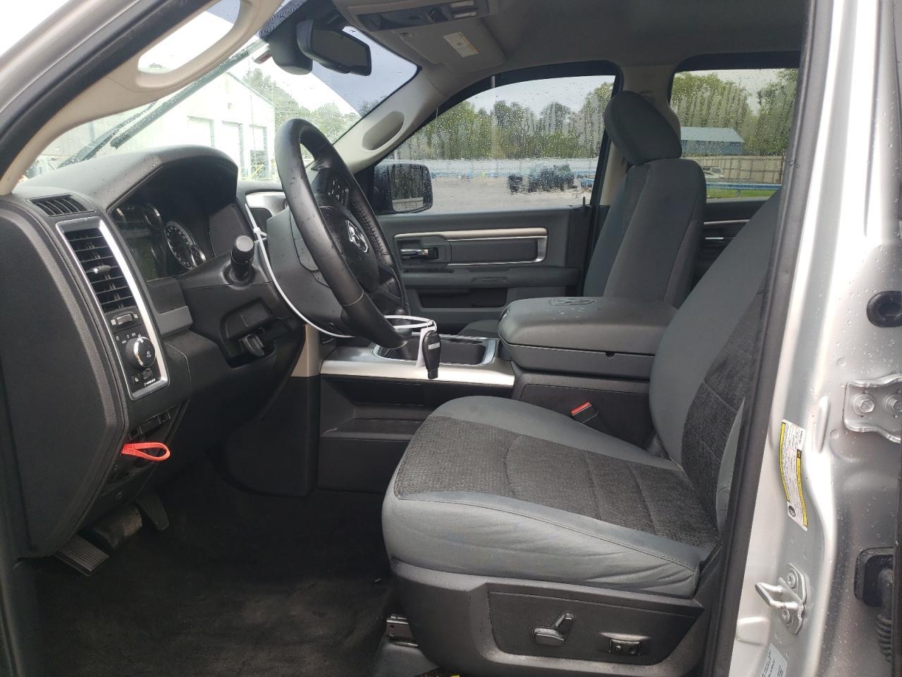 2017 RAM 1500 SLT - Фото 7