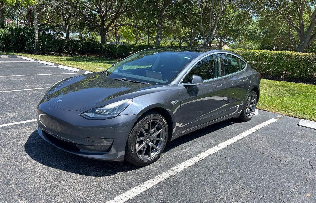 2019 TESLA MODEL 3 - Фото 2