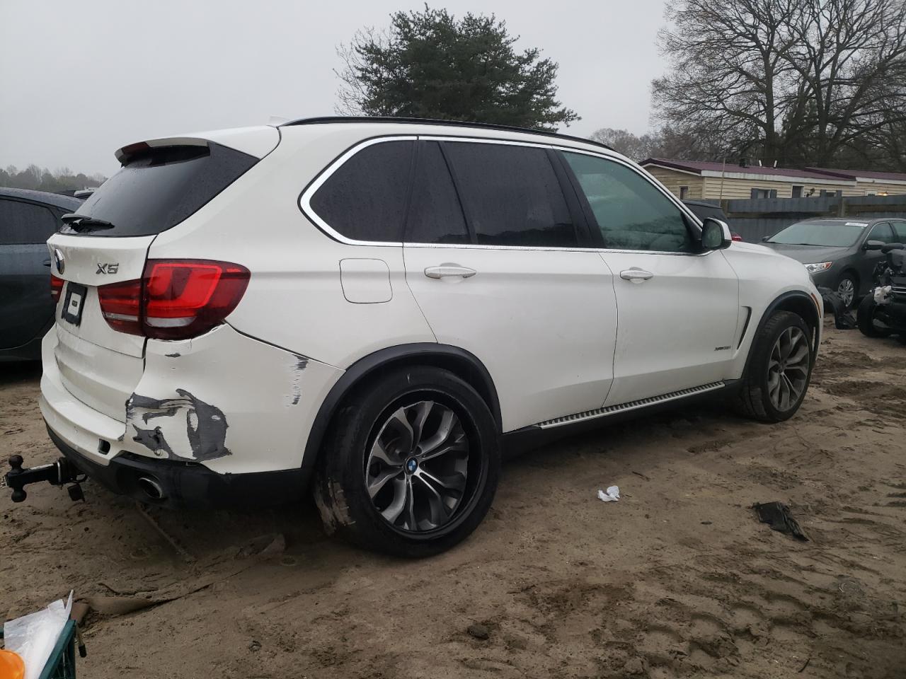2016 BMW X5 XDRIVE3 - Фото 3