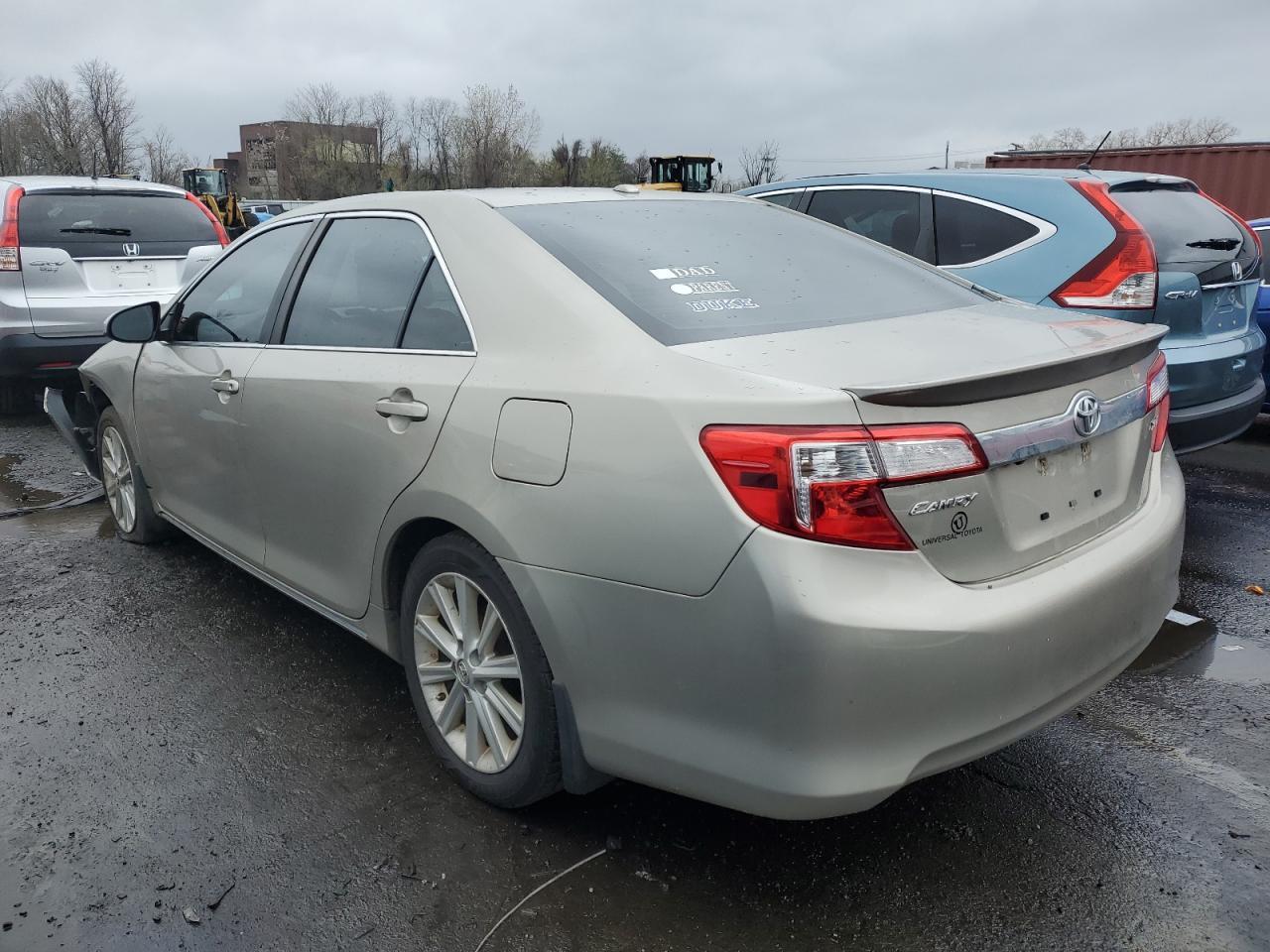 2014 TOYOTA CAMRY L - Image 2