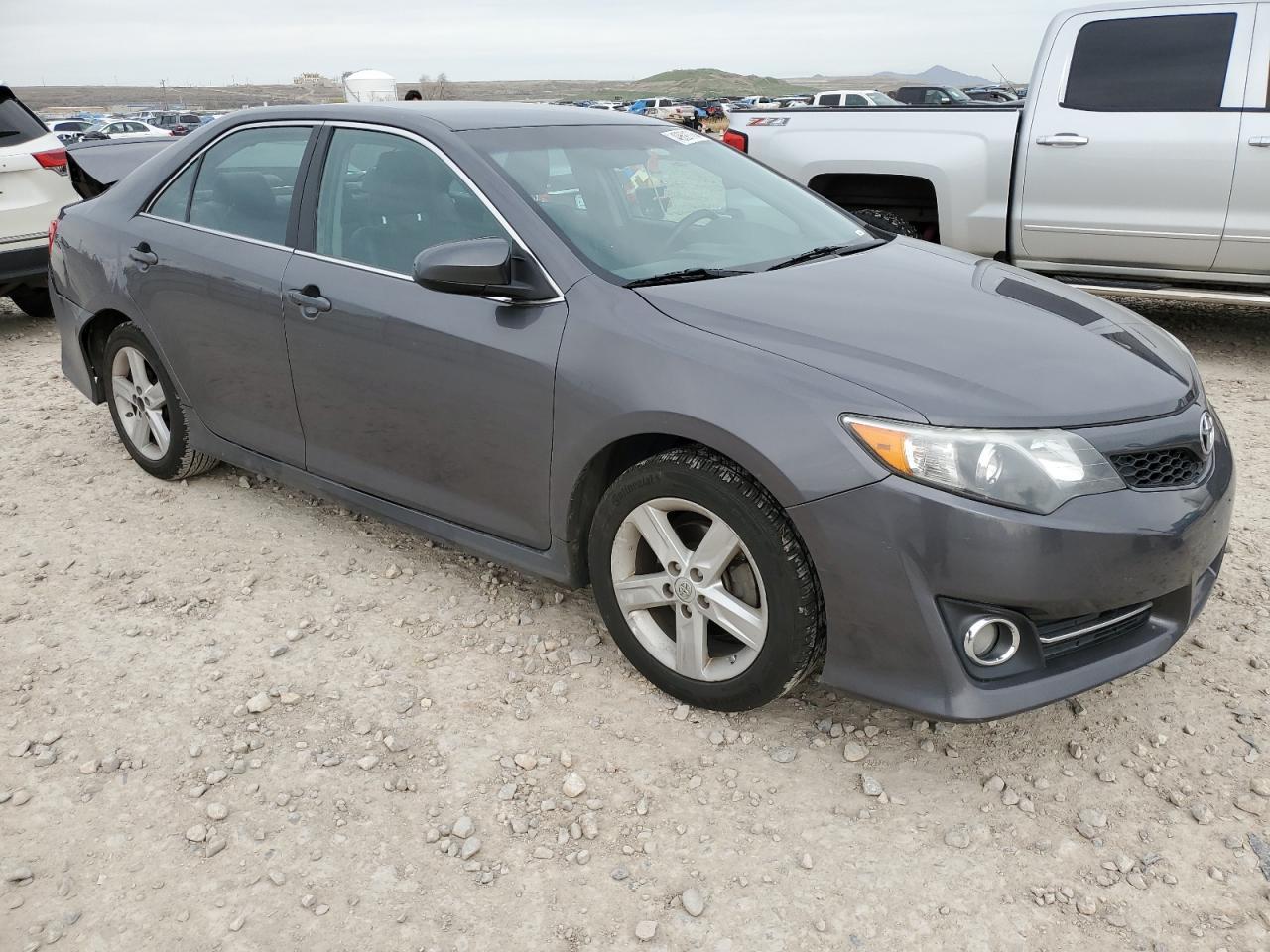 2013 TOYOTA CAMRY L - Image 4