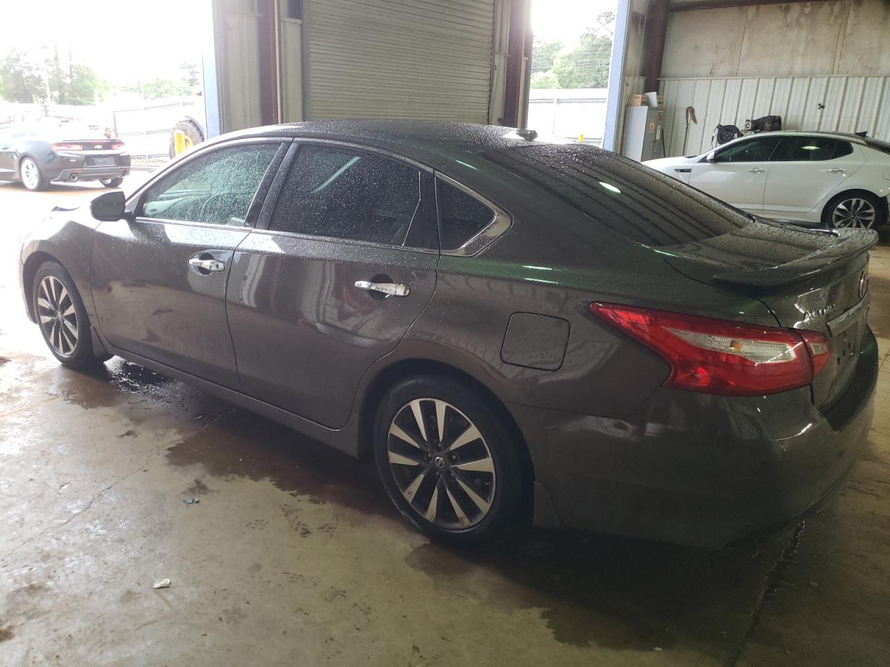 2017 NISSAN ALTIMA 2.5 - Image 2