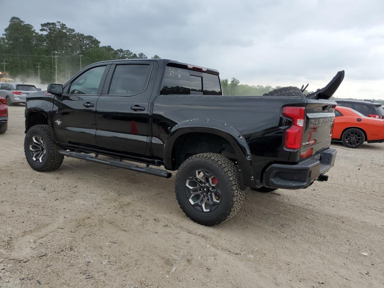 2020 CHEVROLET SILVERADO - Image 2
