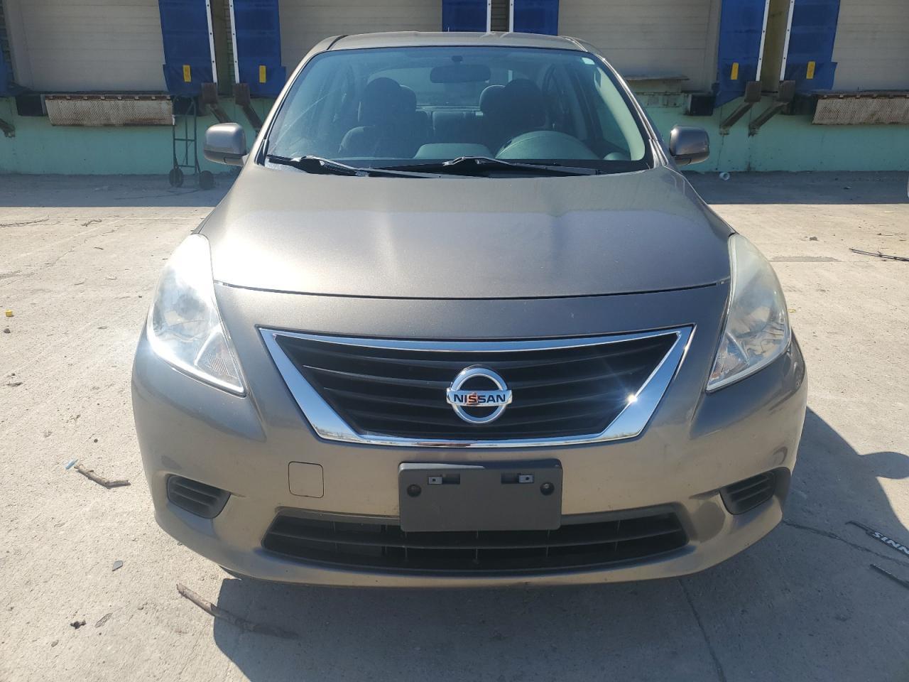 2014 NISSAN VERSA S - Фото 5