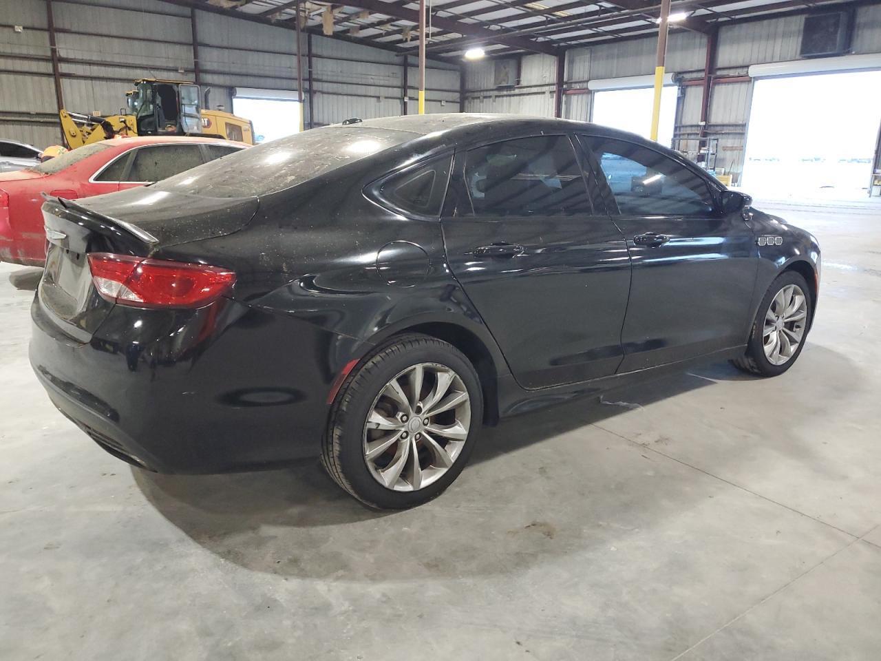 2015 CHRYSLER 200 S - Фото 3