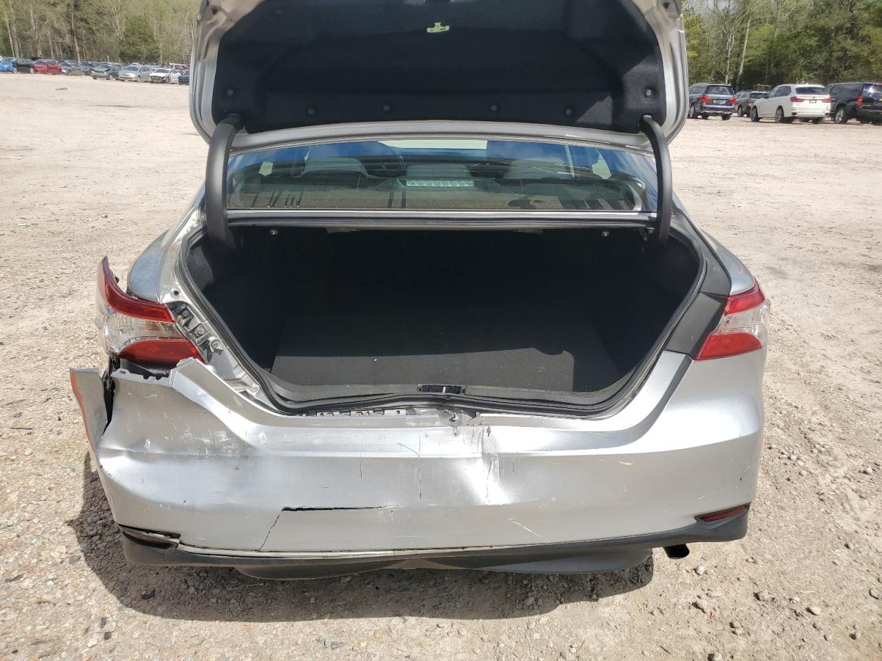 2018 TOYOTA CAMRY L - Image 6