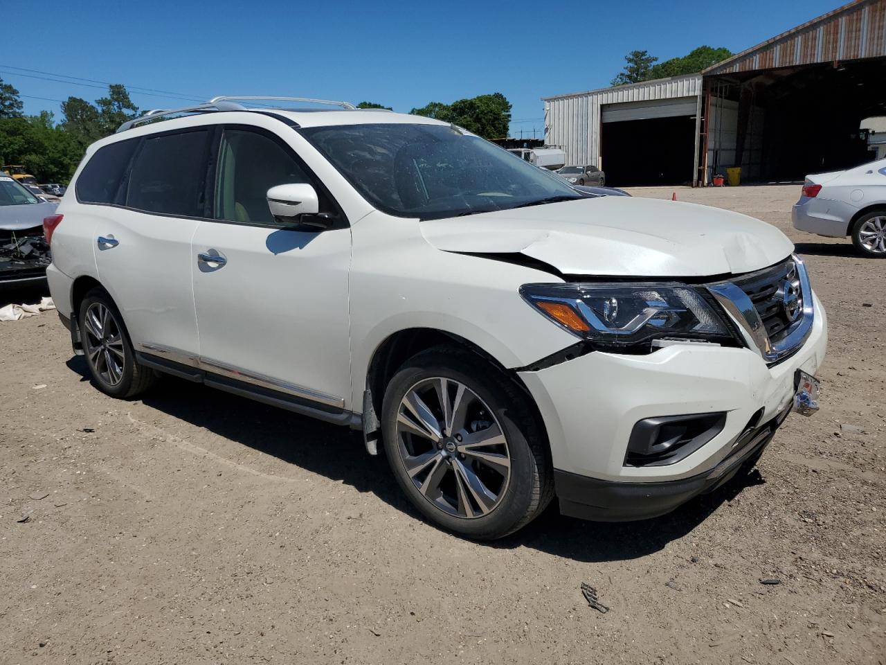 2019 NISSAN PATHFINDER - Фото 4