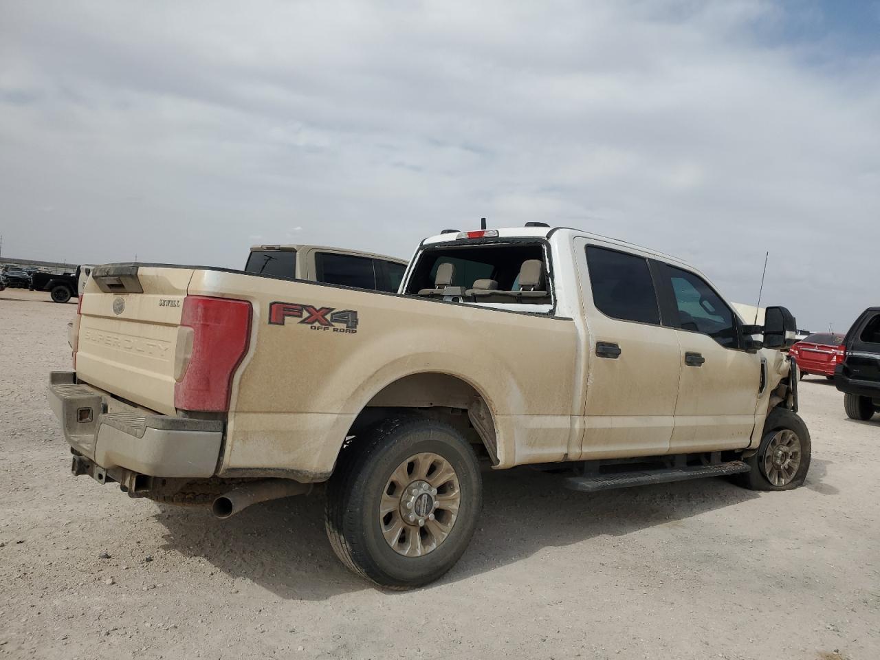 2022 FORD F250 SUPER - Фото 3