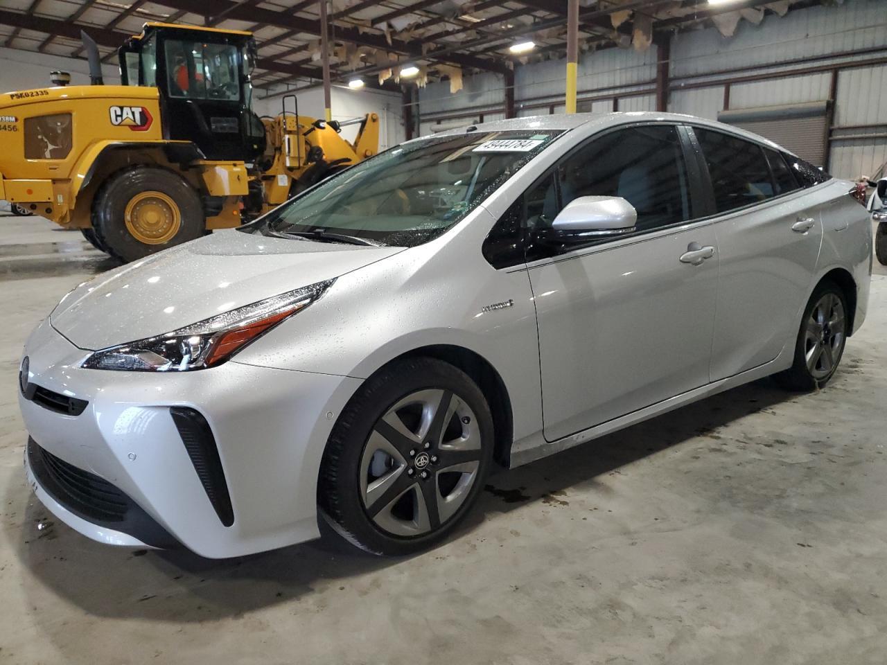 2019 TOYOTA PRIUS