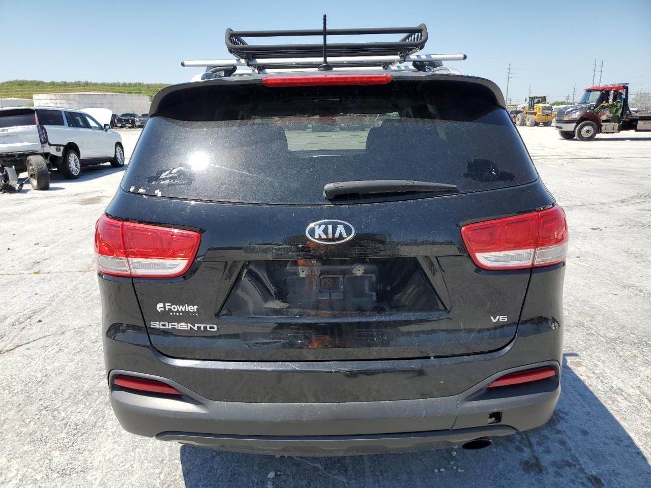 2016 KIA SORENTO LX - Image 6