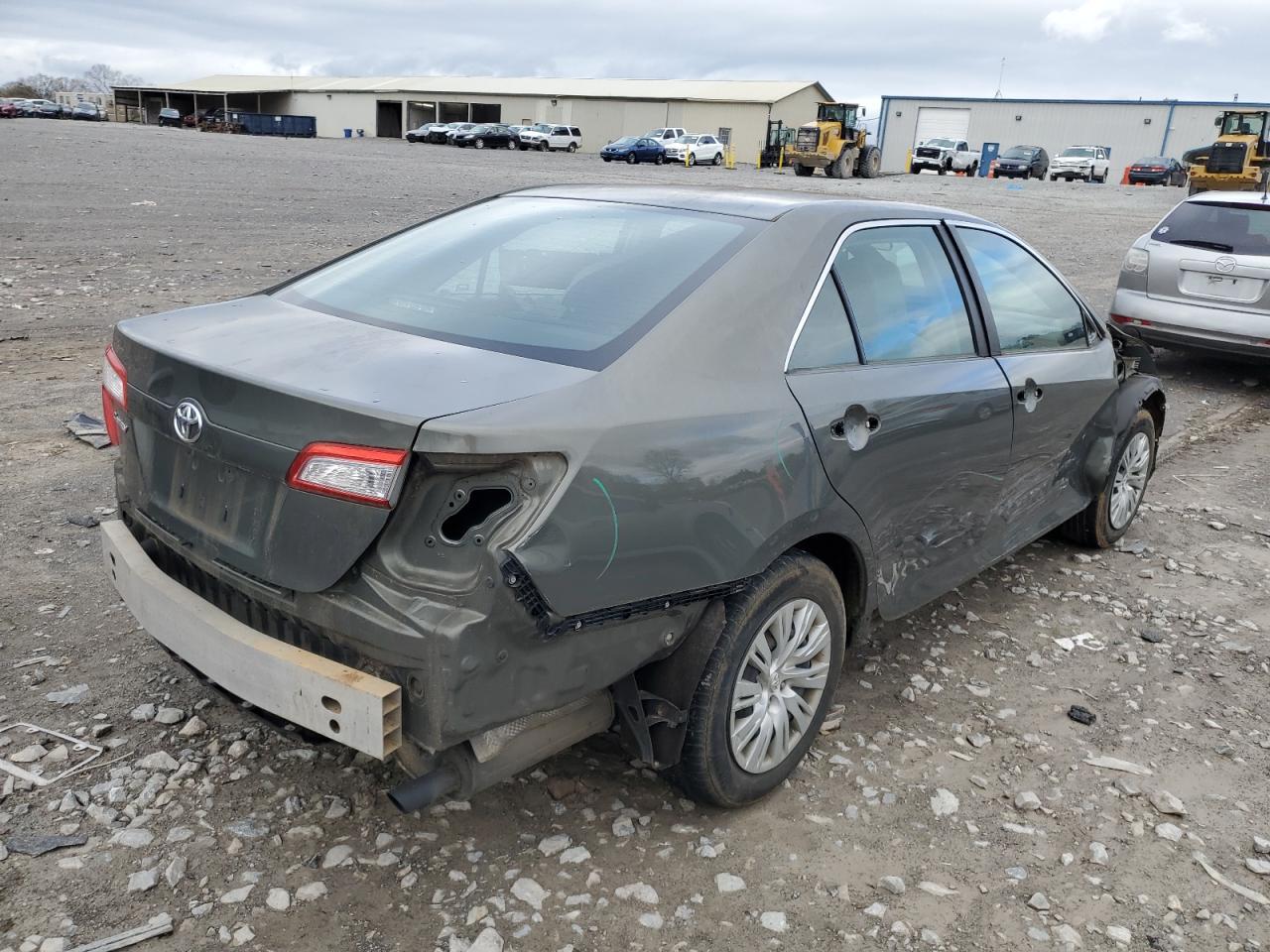2012 TOYOTA CAMRY BASE - Фото 3