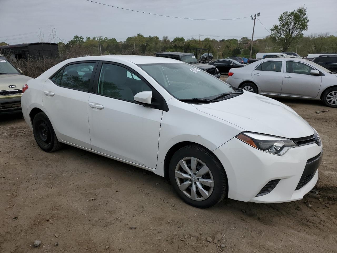 2015 TOYOTA COROLLA L - Image 4