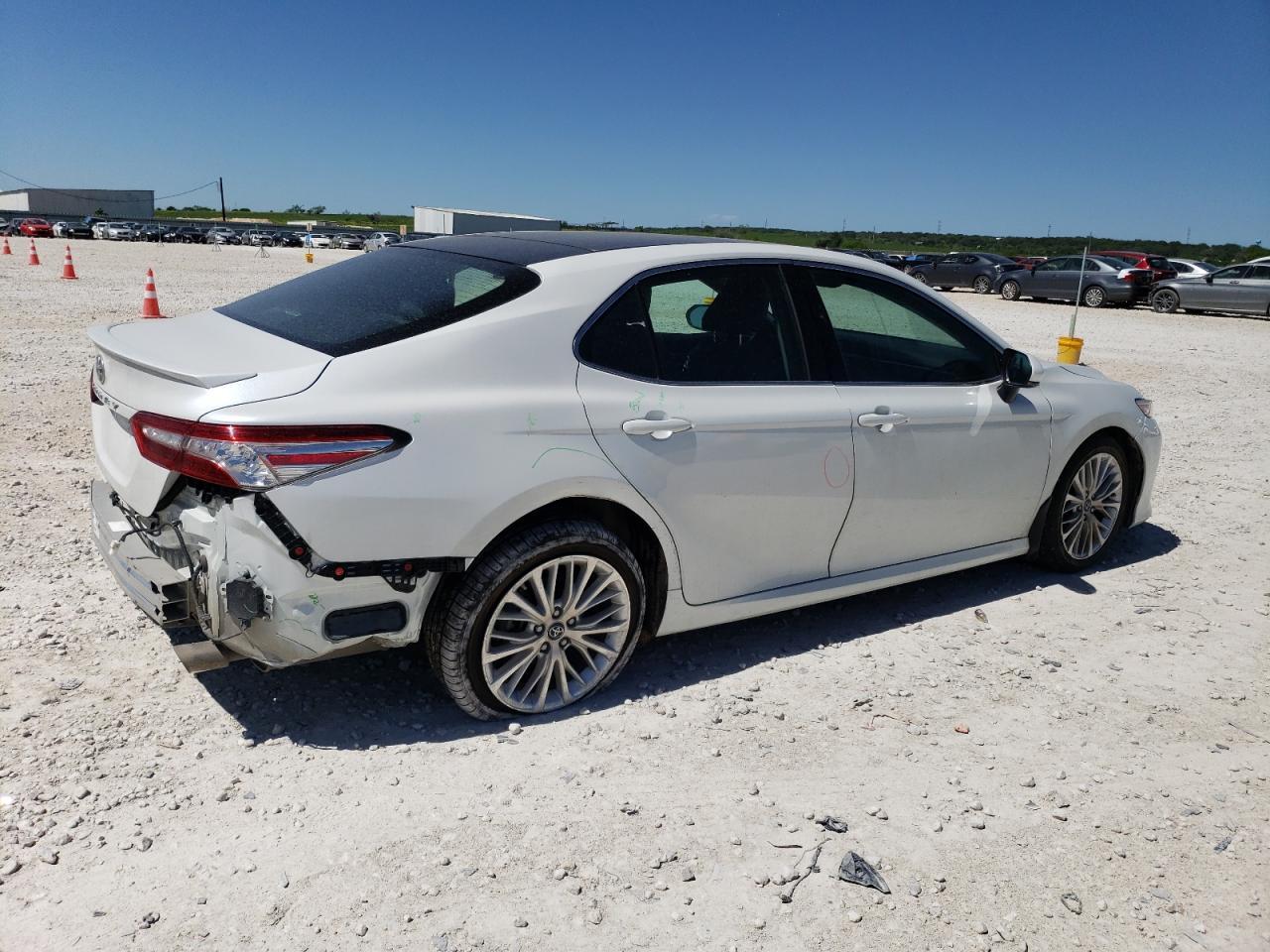 2018 TOYOTA CAMRY L - Image 3