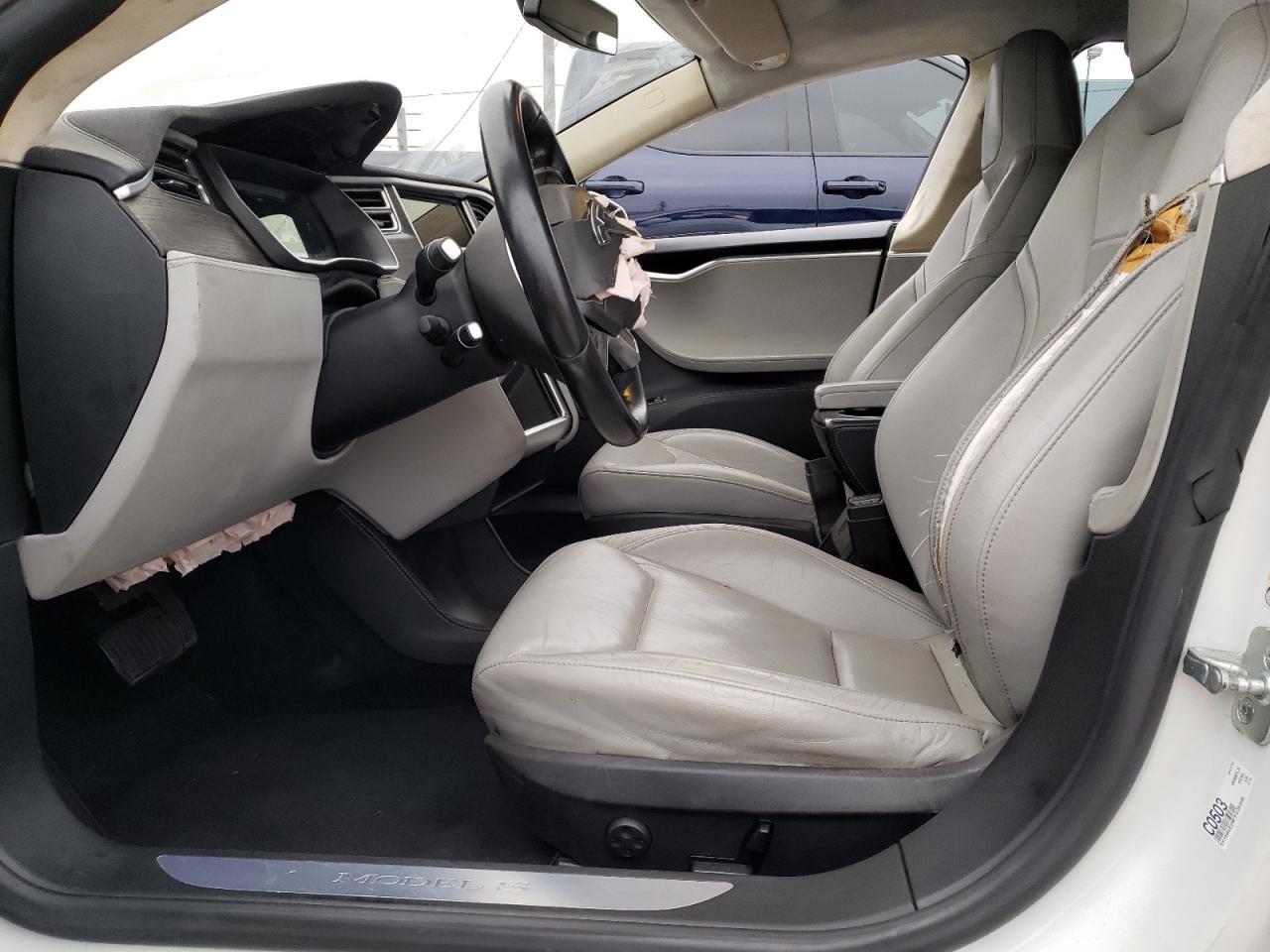 2015 TESLA MODEL S - Image 7