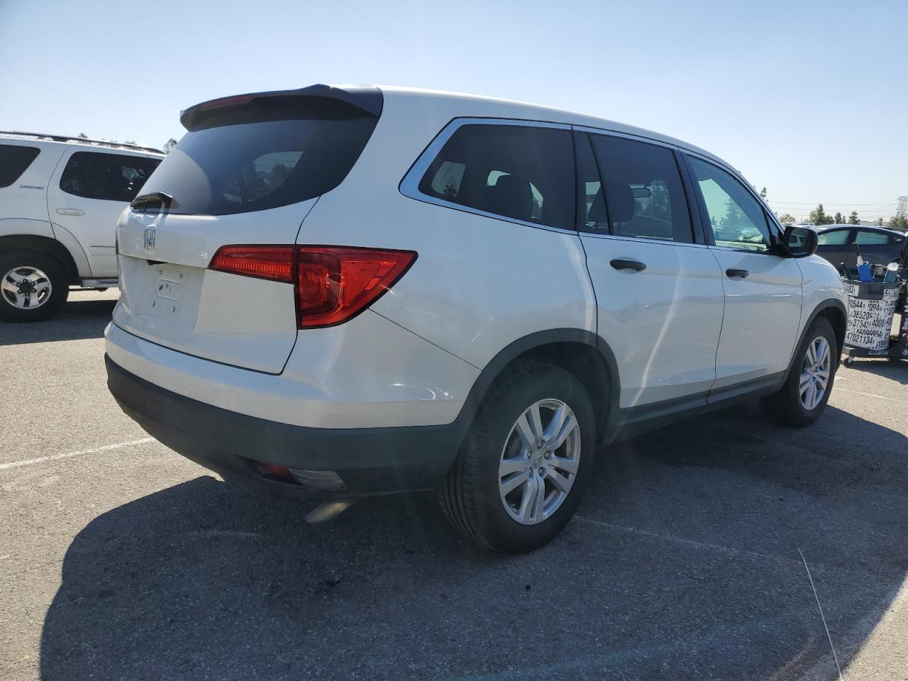 2017 HONDA PILOT LX - Image 3