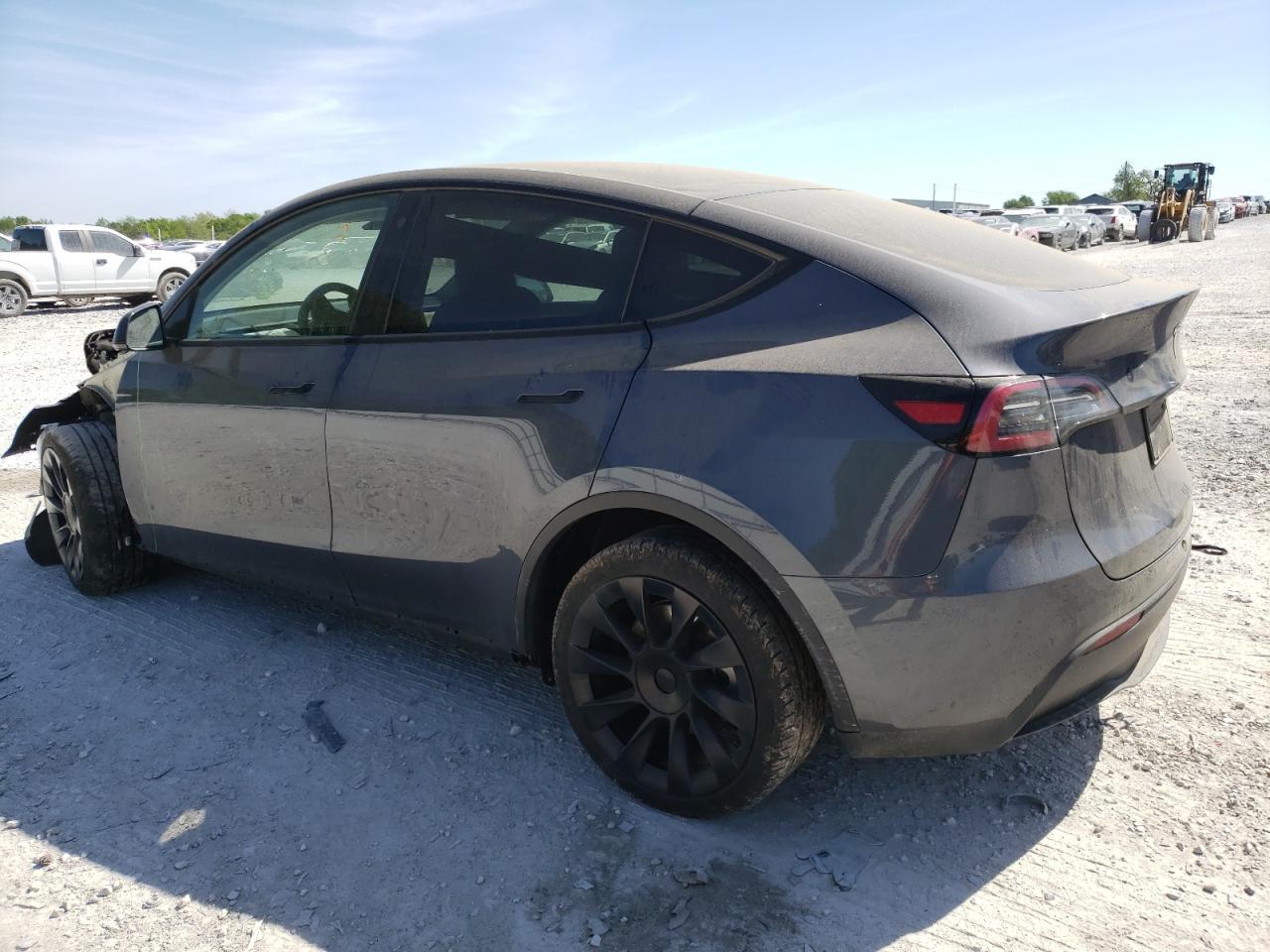 2023 TESLA MODEL Y - Image 2
