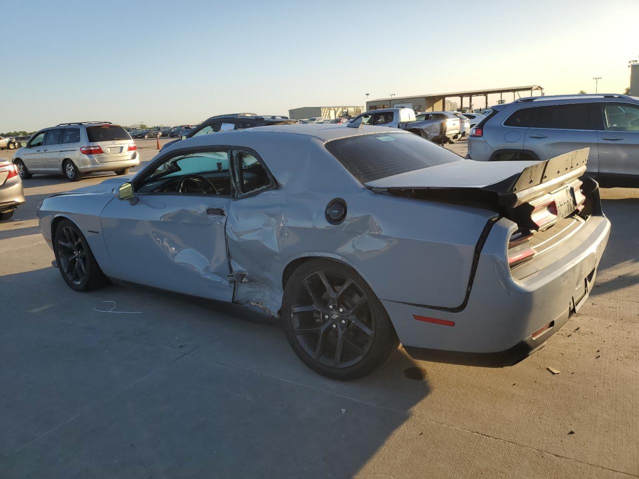 2020 DODGE CHALLENGER - Фото 2