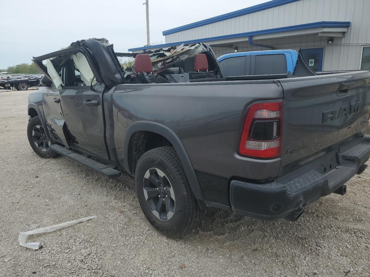 2020 RAM 1500 REBEL - Фото 2