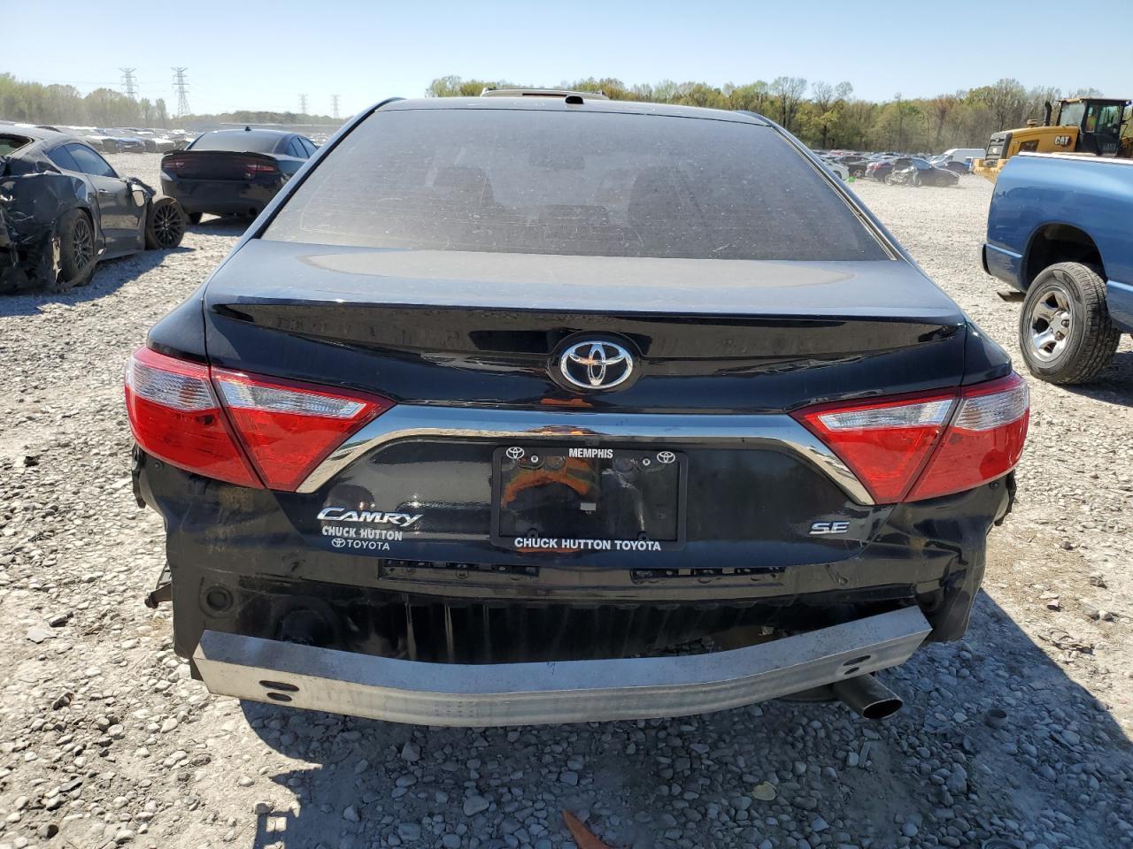 2017 TOYOTA CAMRY LE - Фото 6