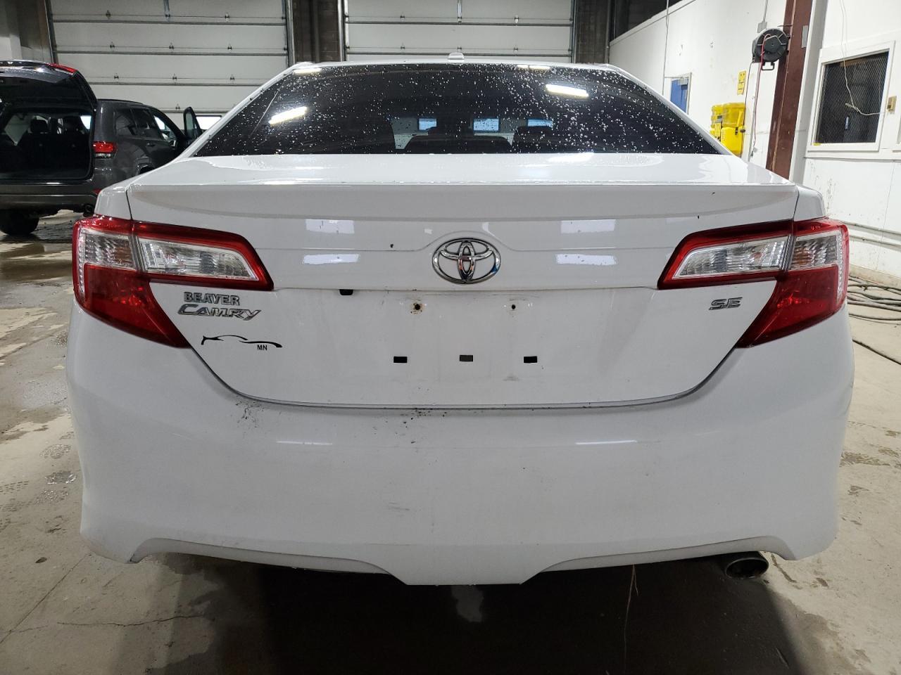 2014 TOYOTA CAMRY L - Image 6