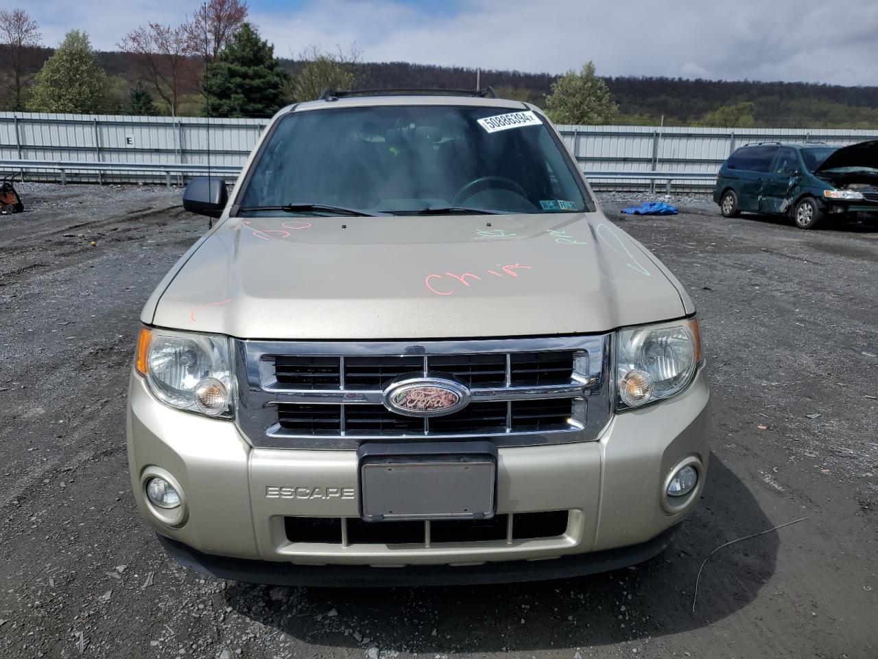 2012 FORD ESCAPE XLT - Image 5