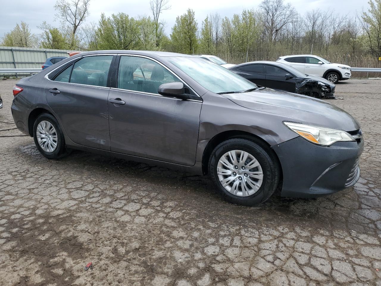2016 TOYOTA CAMRY LE - Фото 4