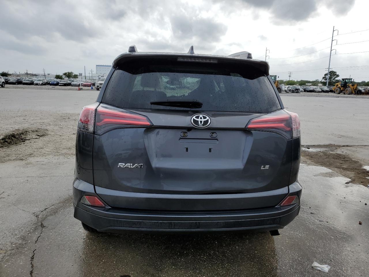 2018 TOYOTA RAV4 LE - Image 6