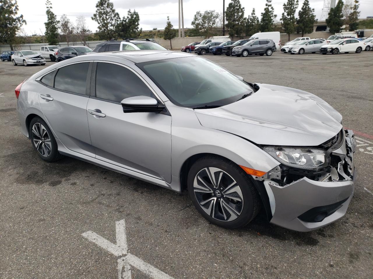 2018 HONDA CIVIC EX - Image 4