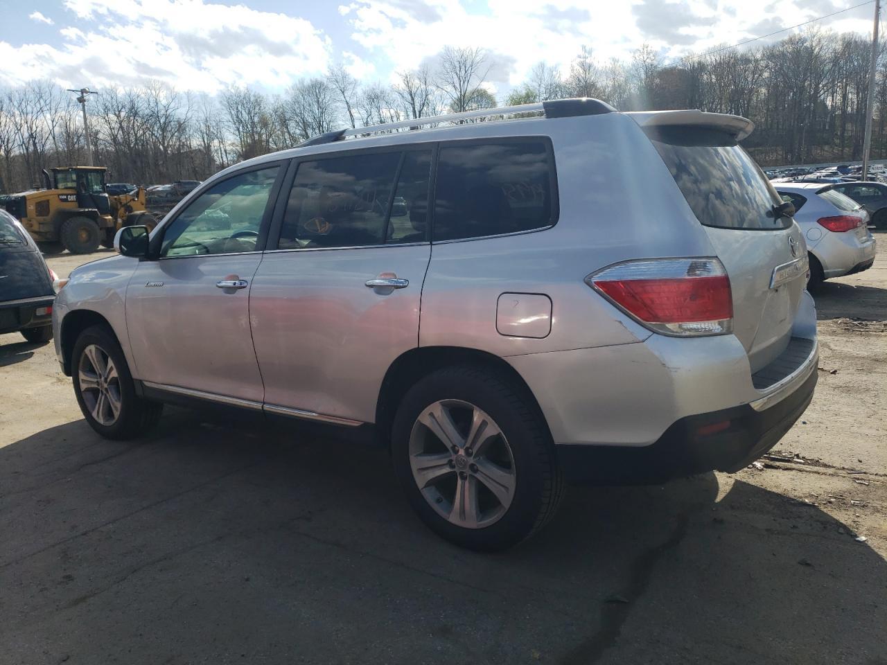 2012 TOYOTA HIGHLANDER - Image 2