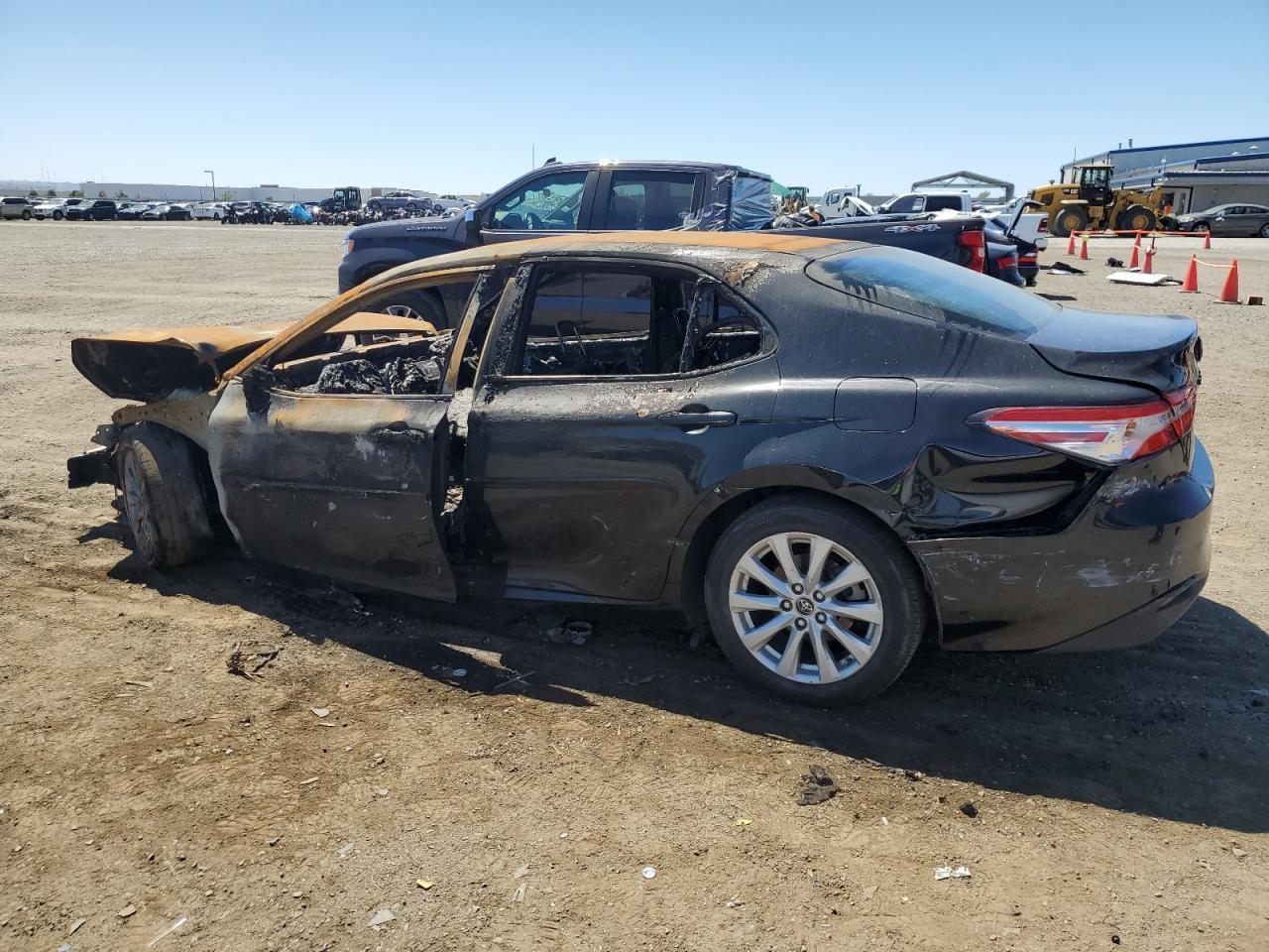 2018 TOYOTA CAMRY L - Image 2