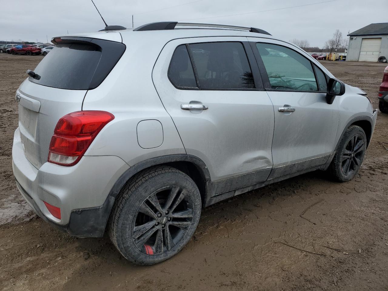 2018 CHEVROLET TRAX 1LT - Image 3