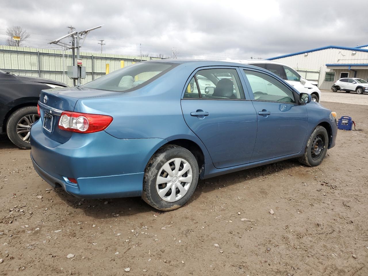 2013 TOYOTA COROLLA BA - Фото 3