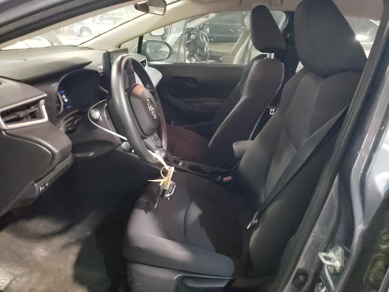 2022 TOYOTA COROLLA LE - Фото 7