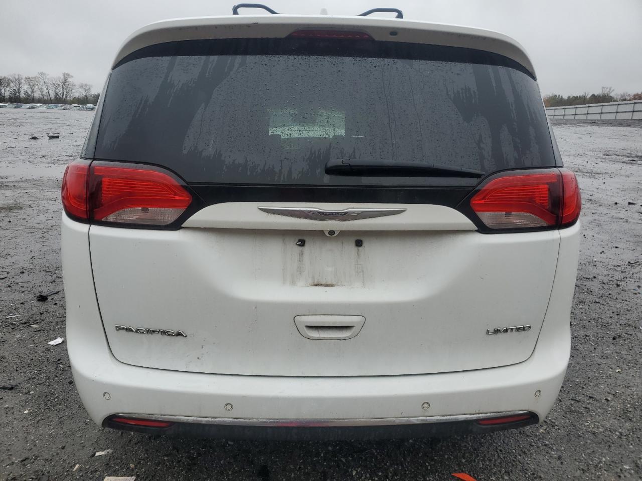 2017 CHRYSLER PACIFICA L - Image 6