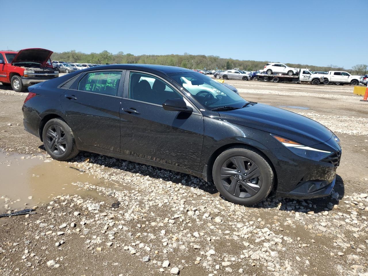 2023 HYUNDAI ELANTRA SE - Фото 4