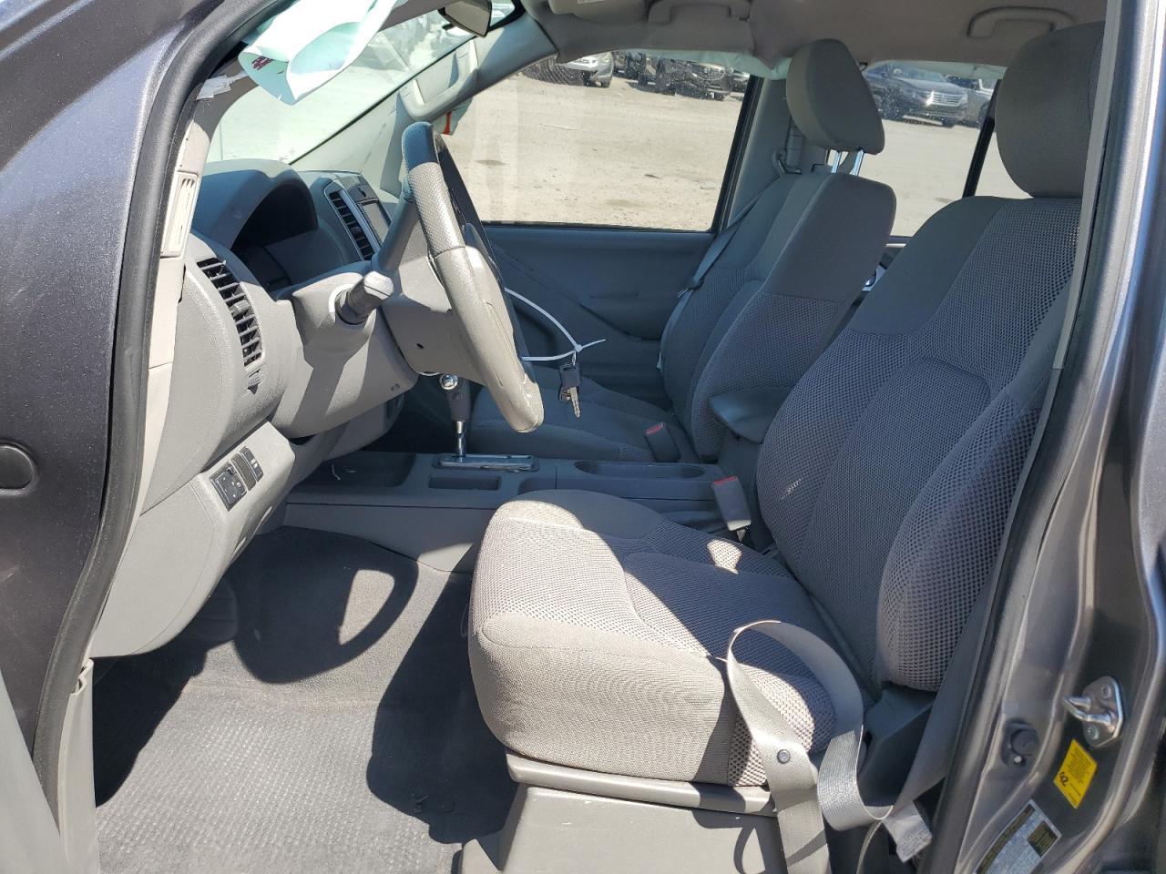 2019 NISSAN FRONTIER S - Фото 7