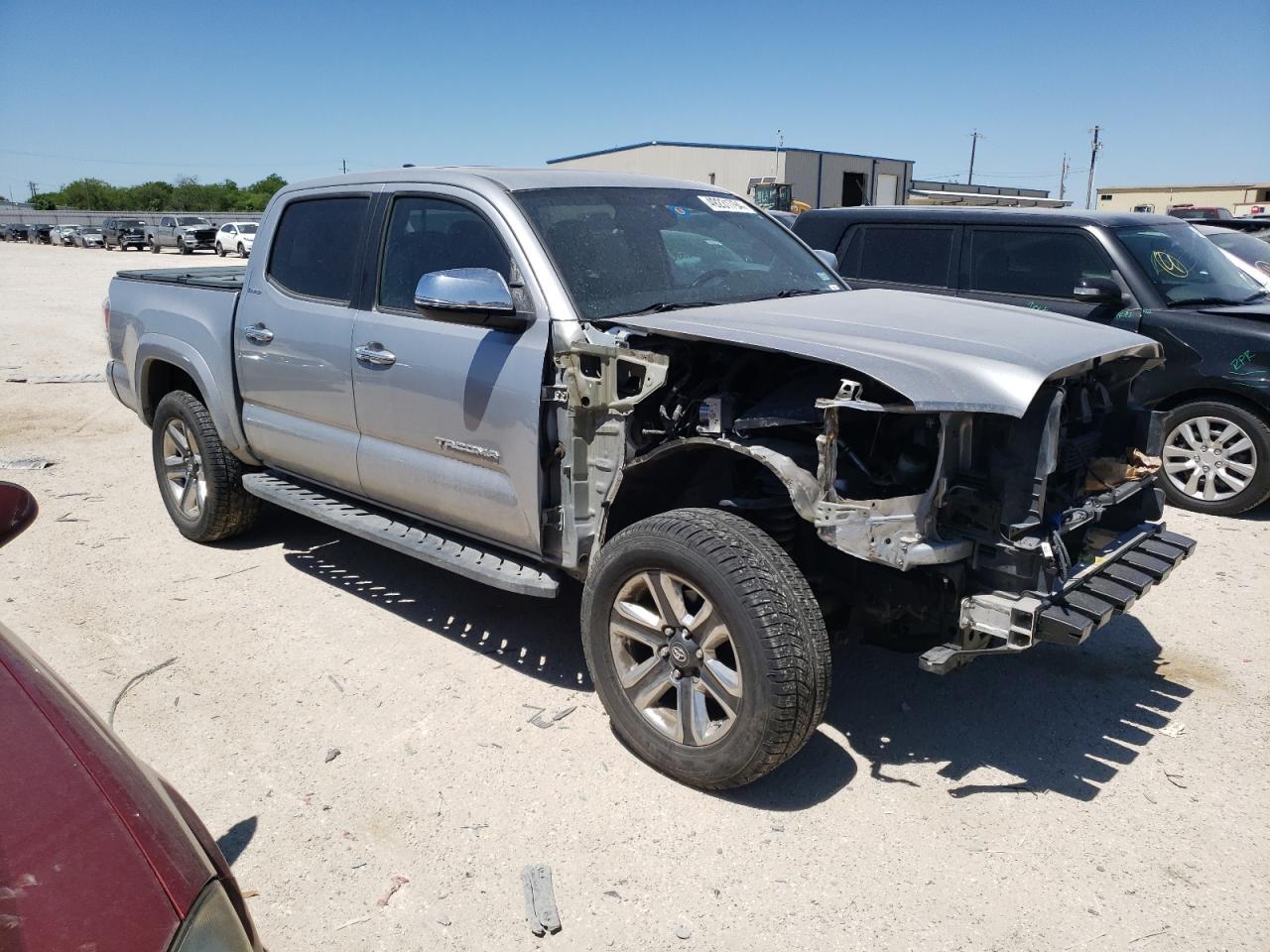 2017 TOYOTA TACOMA DOU - Фото 4