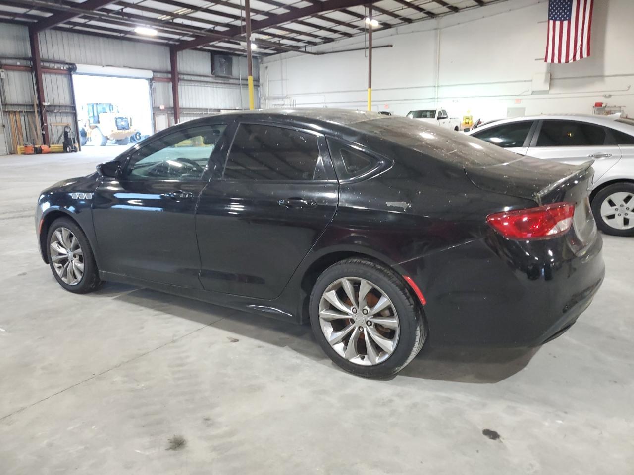 2015 CHRYSLER 200 S - Фото 2