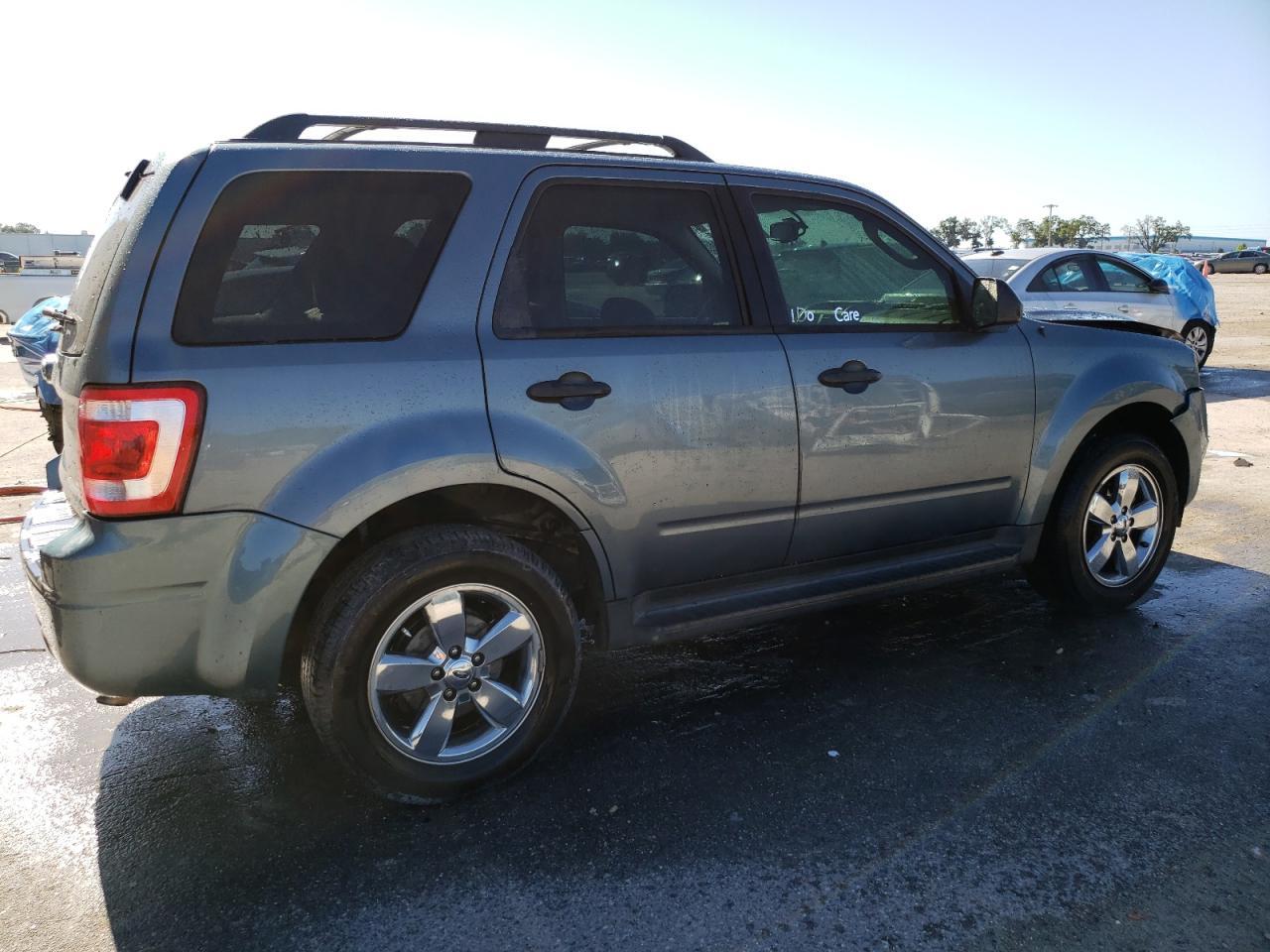 2012 FORD ESCAPE XLT - Фото 3