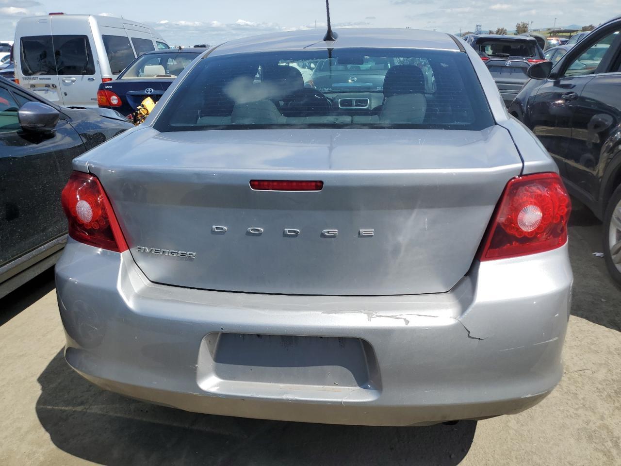 2014 DODGE AVENGER SE - Image 6
